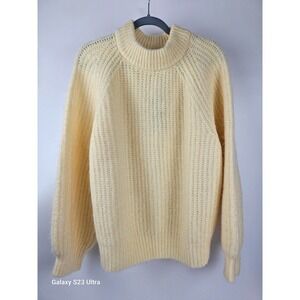 Women's, Universal Threads, sz XXL, NWT, beautiful chunky knit cream sweater
